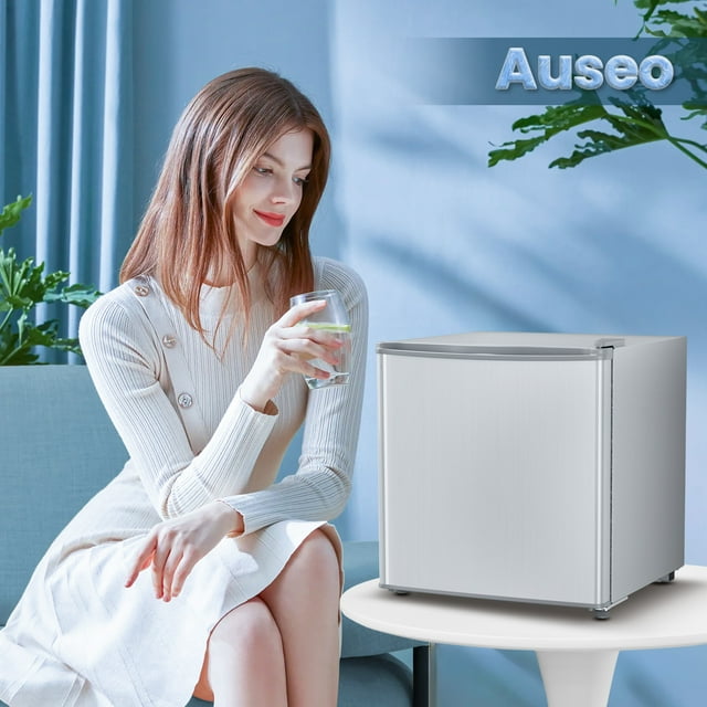 Auseo 1.7 cu.ft. Compact Refrigerator Mini Fridge, Retro Style, Low Noise & Energy Saving, Adjustable Temperature, for Kitchen/Office/Apartment/Dormitory-Silve